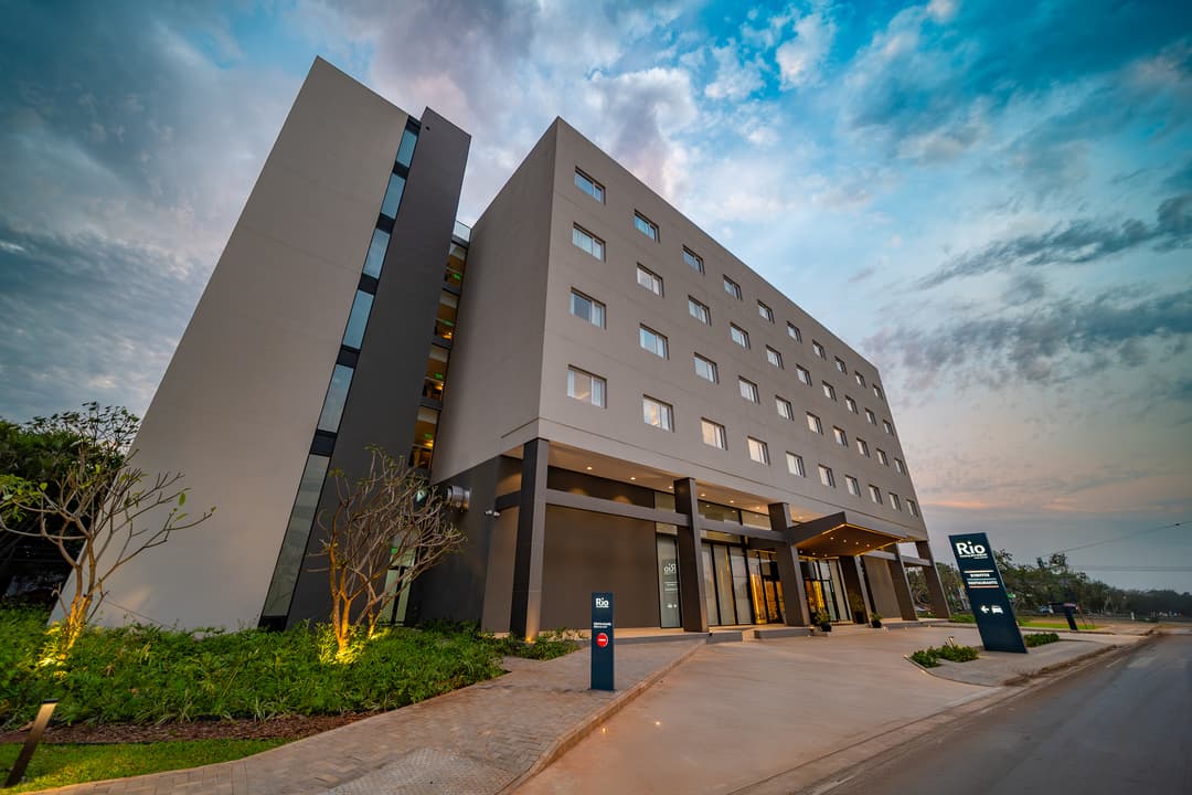RIO HOTEL BY BOURBON LUQUE